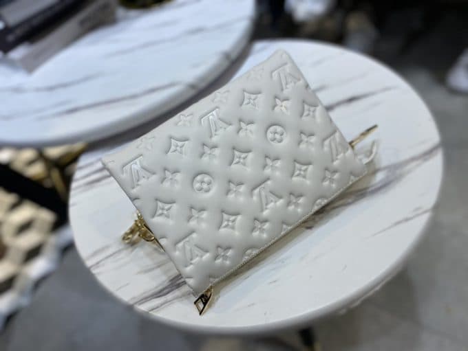 人気高級ルイヴィトンバッグコピー 定番人気2022新品 Louis Vuitton メンズ ショルダーバッグ - 画像 (3)