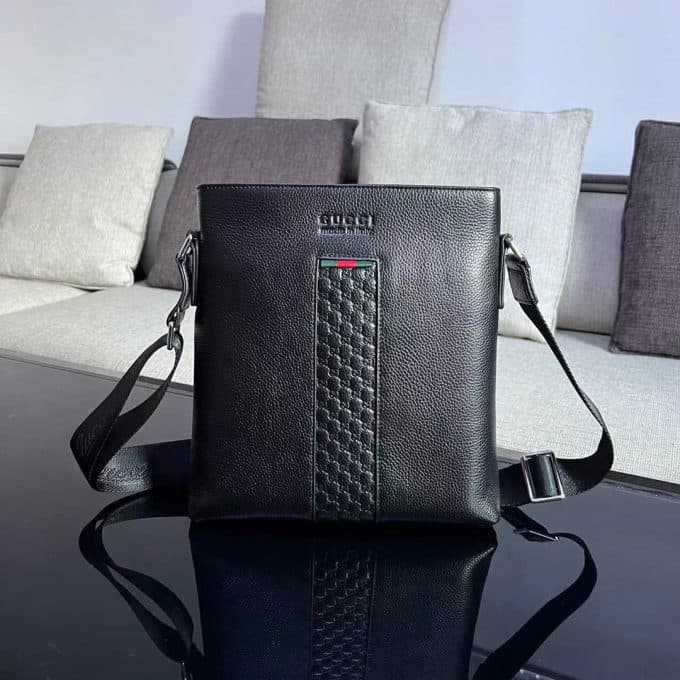グッチバッグコピー 2022新品注目度NO.1 GUCCI メンズ ショルダーバッグ