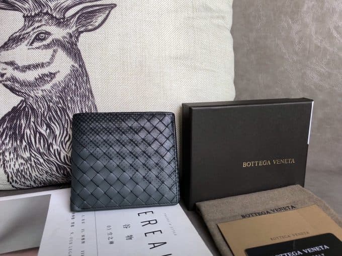 ボッテガヴェネタ財布コピー 2021新品注目度NO.1 Bottega Veneta メンズ 財布