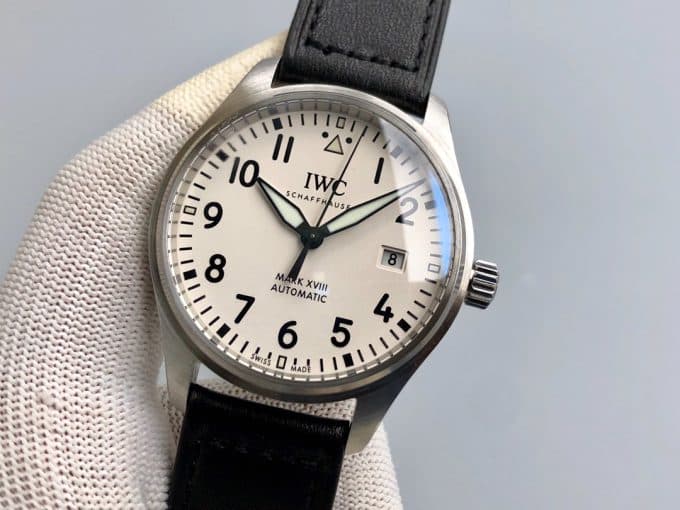人気高級IWC パイロットウォッチ コピーシリーズ メンズ 自動巻き - 画像 (3)