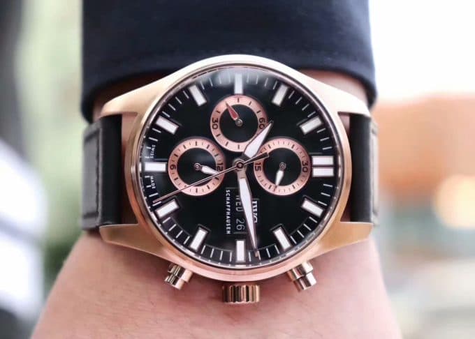 人気高級IWC パイロットウォッチ コピーシリーズ メンズ 自動巻き2色 - 画像 (6)