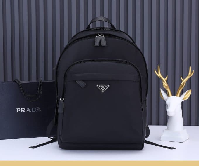 人気高級プラダバッグコピー 2022新品注目度NO.1 PRADA 男女兼用 バックパック