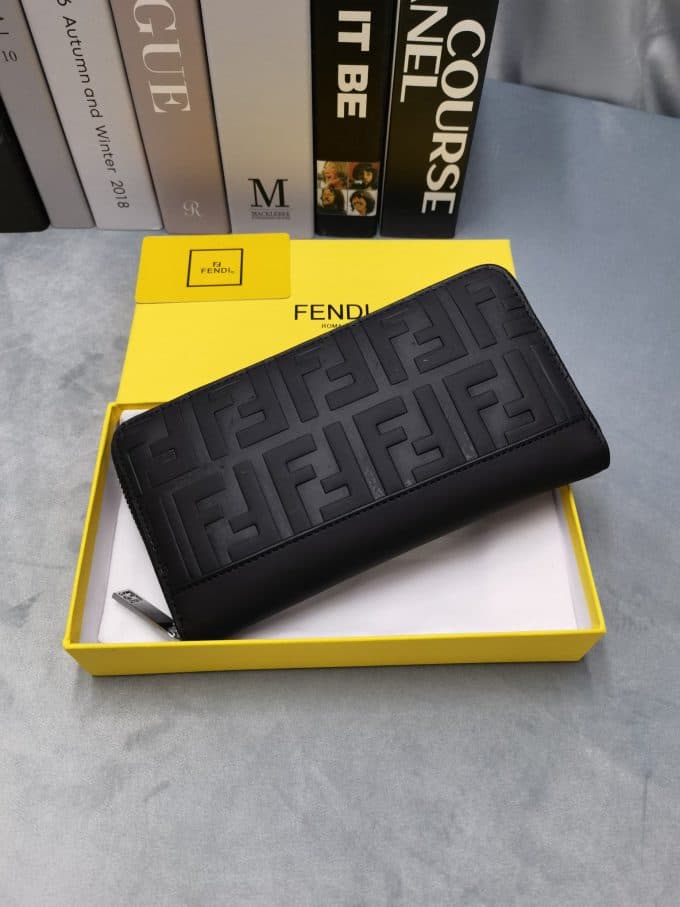 フェンディ財布コピー 2021新品注目度NO.1 FENDI メンズ 長財布