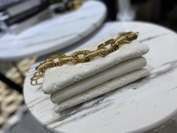 人気高級ルイヴィトンバッグコピー 定番人気2022新品 Louis Vuitton メンズ ショルダーバッグ - 画像 (5)