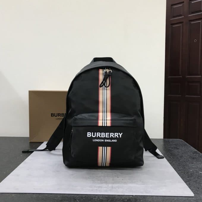 バーバリーバッグコピー 2022新品注目度NO.1 BURBERRY 男女兼用 バックパック