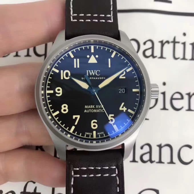 高品質IWC パイロットウォッチ コピーシリーズ メンズ 自動巻き - 画像 (4)