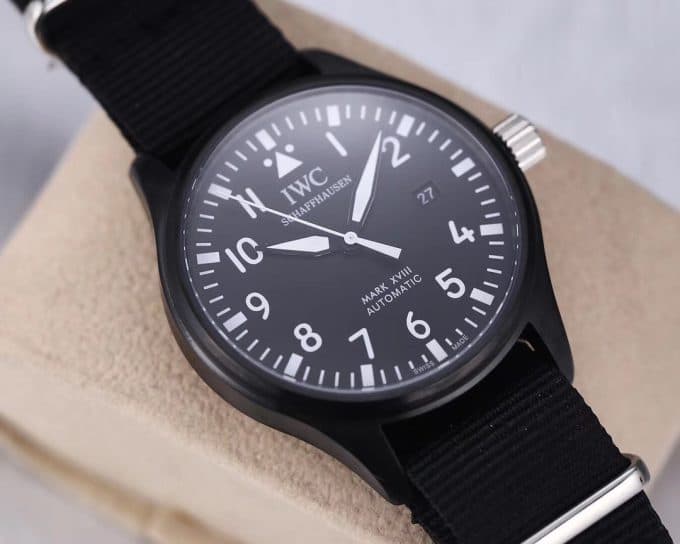 注目度NO.1IWC パイロットウォッチ コピーシリーズ メンズ 自動巻き - 画像 (4)