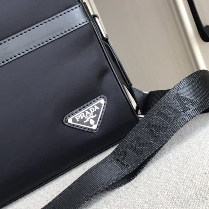 プラダバッグコピー 大人気2022新品 PRADA メンズ ショルダーバッグ - 画像 (4)