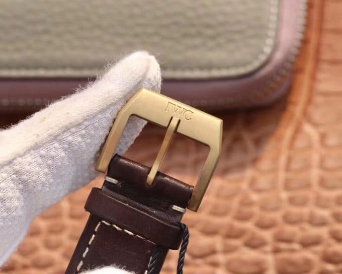 高品質IWC パイロットウォッチ コピーシリーズ メンズ 自動巻き - 画像 (6)