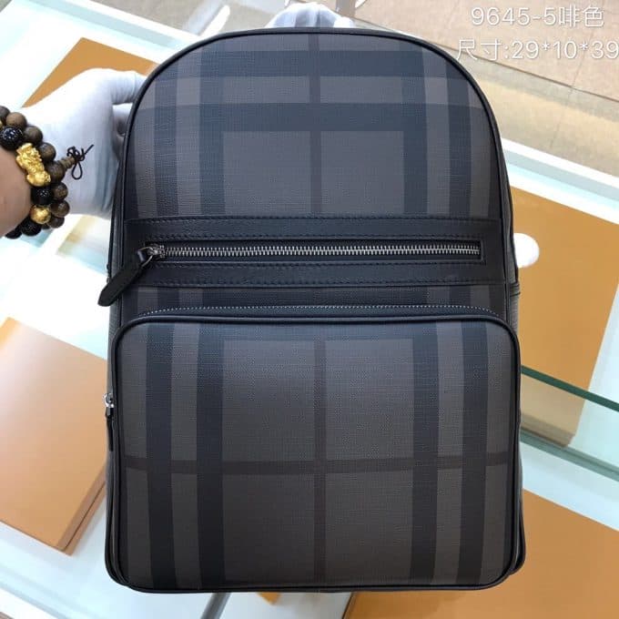 バーバリーバッグコピー 2022新品注目度NO.1 BURBERRY メンズ バックパック