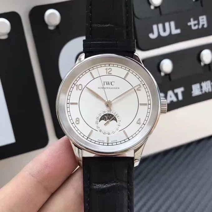 高品質IWC ポルトギーゼ コピーシリーズ メンズ 自動巻き2色 - 画像 (2)
