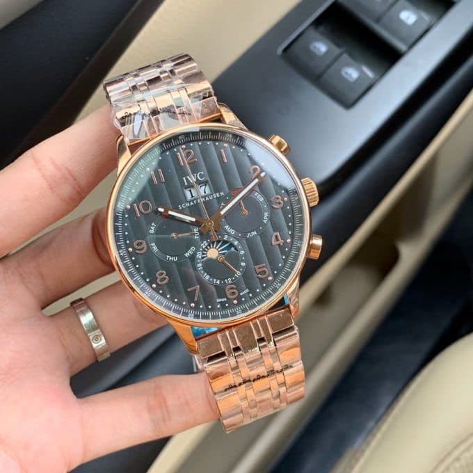 注目度NO.1IWC パイロットウォッチ コピーシリーズ メンズ 自動巻き4色 - 画像 (5)