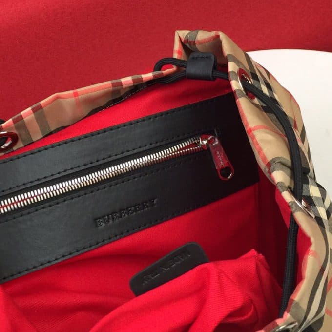 バーバリーバッグコピー 定番人気2022新品 BURBERRY 男女兼用 バックパック - 画像 (9)