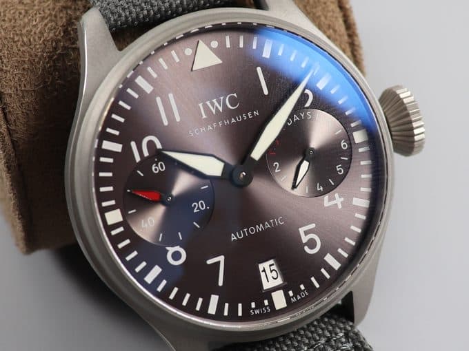注目度NO.1IWC パイロットウォッチ コピーシリーズ メンズ 自動巻き - 画像 (3)