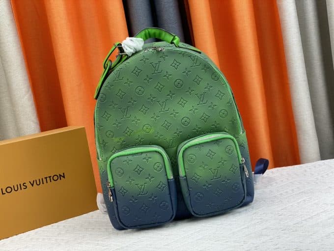 ルイヴィトンバッグコピー 定番人気2023新品 Louis Vuitton 男女兼用 バックパック