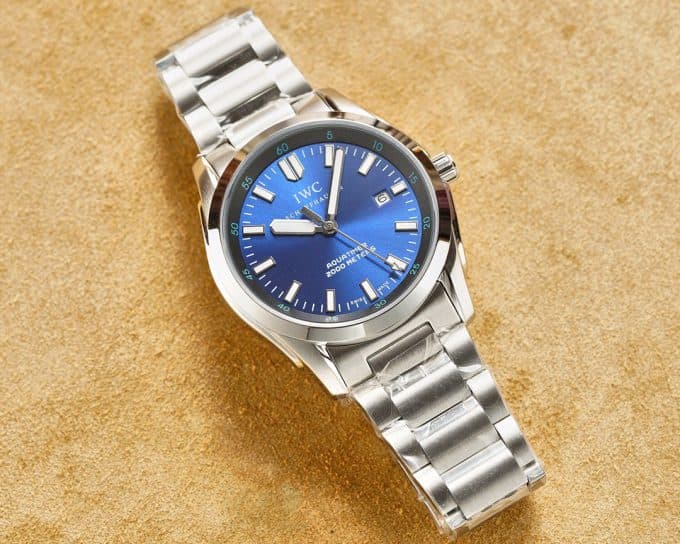 人気高級IWC アクアタイマー コピーシリーズ メンズ 自動巻き3色 - 画像 (7)