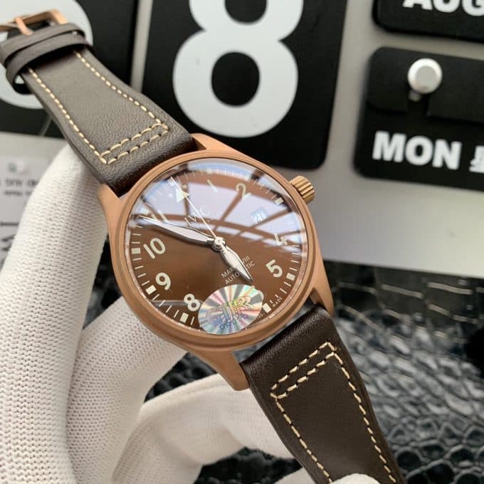 高品質IWC パイロットウォッチ コピーシリーズ メンズ 自動巻き