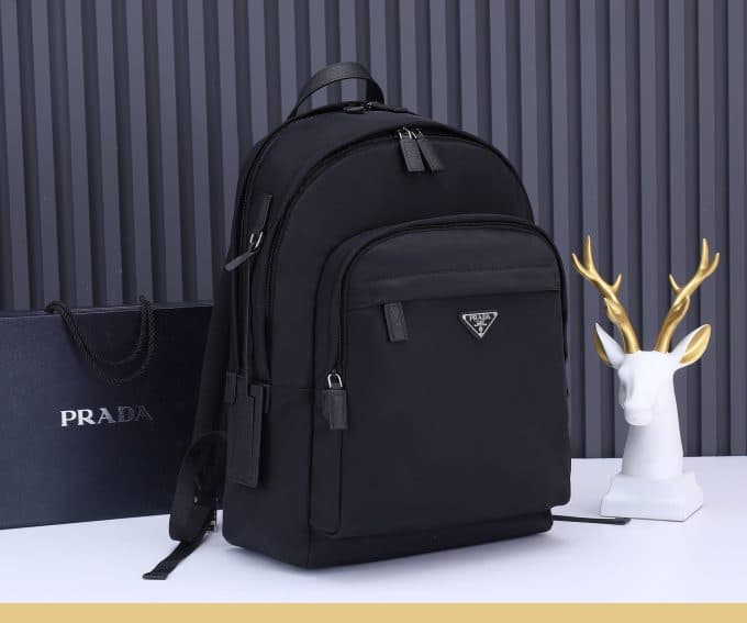 人気高級プラダバッグコピー 2022新品注目度NO.1 PRADA 男女兼用 バックパック - 画像 (2)