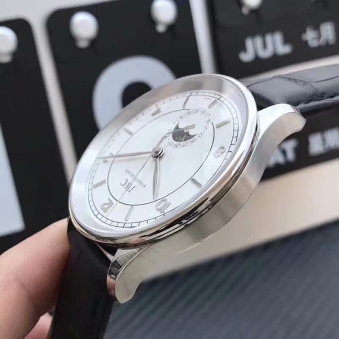 高品質IWC ポルトギーゼ コピーシリーズ メンズ 自動巻き2色 - 画像 (8)
