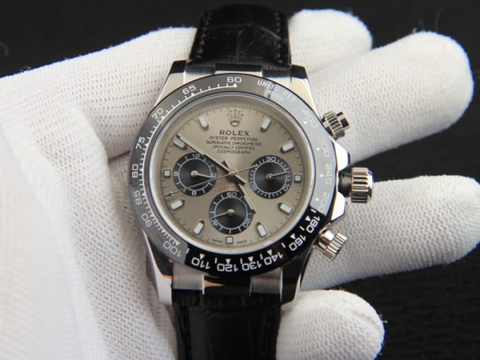 定番人気売れ筋ロレックス コピー 時計 Rolex デイトナ シリーズ メンズ 自動巻き 2色 - 画像 (4)