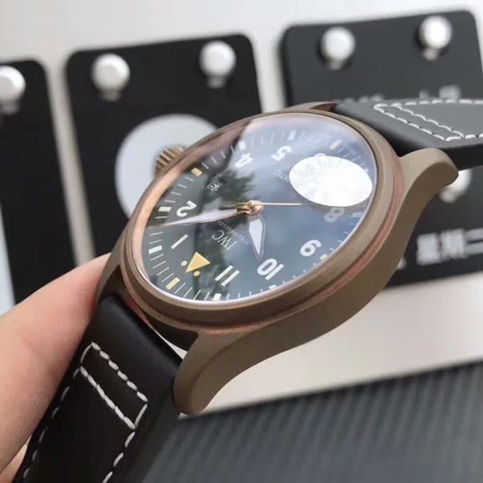 人気高級IWC パイロットウォッチ コピーシリーズ メンズ 自動巻き - 画像 (8)