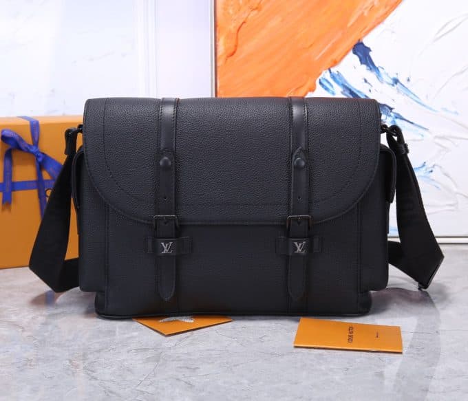 人気高級 ルイヴィトンバッグコピー 大人気2022新品 Louis Vuitton メンズ ショルダーバッグ