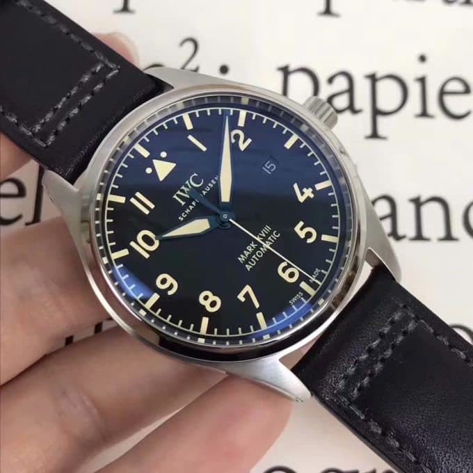 高品質IWC パイロットウォッチ コピーシリーズ メンズ 自動巻き - 画像 (7)