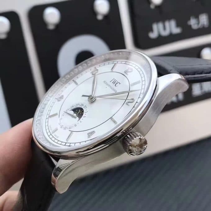 高品質IWC ポルトギーゼ コピーシリーズ メンズ 自動巻き2色 - 画像 (7)
