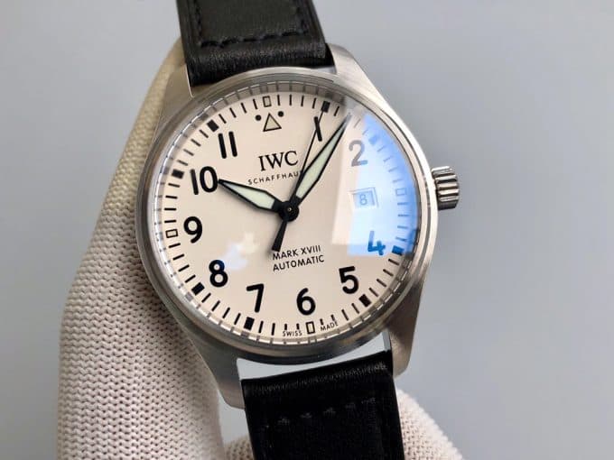 人気高級IWC パイロットウォッチ コピーシリーズ メンズ 自動巻き - 画像 (2)