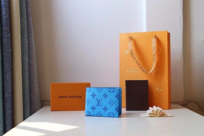 ルイヴィトン財布コピー 定番人気2020新品 Louis Vuitton 財布 男女兼用