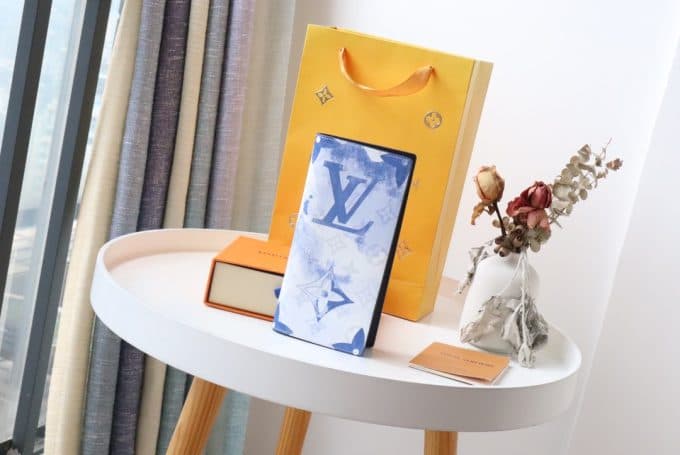 ルイヴィトン財布コピー 定番人気2021新品 Louis Vuitton 男女兼用 長財布
