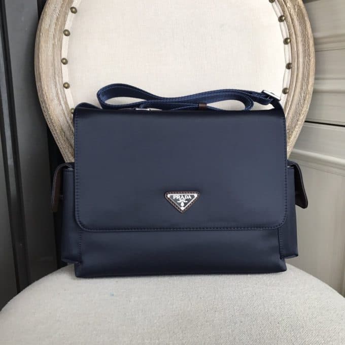 プラダバッグコピー 2022新品注目度NO.1 PRADA メンズ ショルダーバッグ