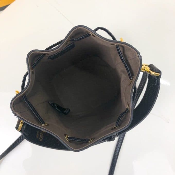 フェンディバッグコピー 2022新品注目度NO.1 FENDI レディース バケツバッグ - 画像 (8)