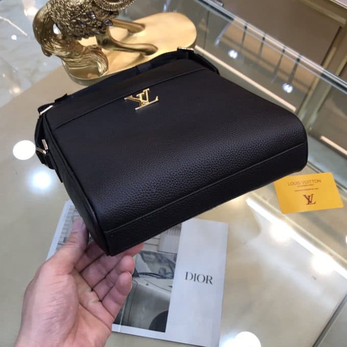 ルイヴィトンバッグコピー 定番人気2021新品 Louis Vuitton メンズ ショルダーバッグ - 画像 (7)