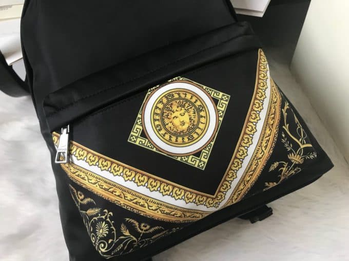 ヴェルサーチェバッグコピー 2021新品注目度NO.1 VERSACE メンズ バックパック - 画像 (5)