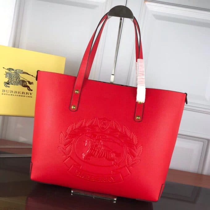 2019大人気爆発バーバリー(BURBERRY)☆レディース トートバッグコピー☆人気商品今流行り欠かせない存在☆★