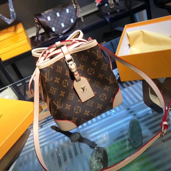 ルイヴィトンバッグコピー 大人気2020新品 Louis Vuitton レディース バケツバッグ