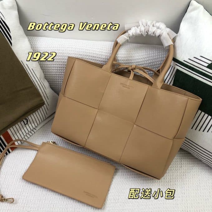 ボッテガヴェネタバッグコピー 定番人気2021新品 Bottega Veneta メンズ トートバッグ - 画像 (2)