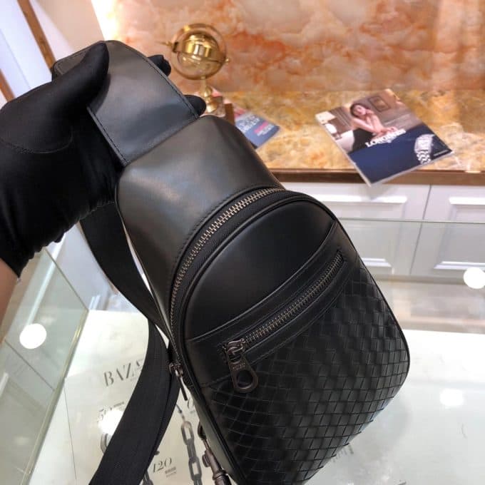 ボッテガヴェネタバッグコピー 2021新品注目度NO.1 Bottega Veneta メンズ ボディバッグ - 画像 (5)