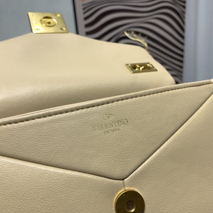 ヴァレンティノバッグコピー 定番人気2022新品 Valentino レディース ショルダーバッグ - 画像 (9)
