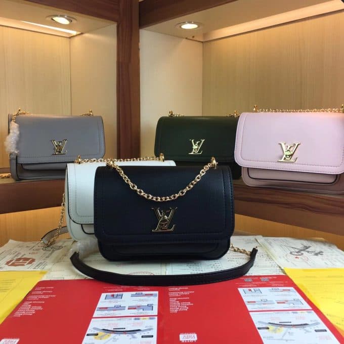 ルイヴィトンバッグコピー 定番人気2020新品 Louis Vuitton レディース ショルダーバッグ - 画像 (4)