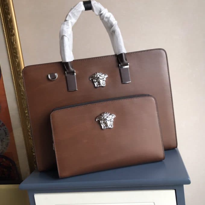 ヴェルサーチェバッグコピー 2021新品注目度NO.1 VERSACE メンズ セカンドバッグ - 画像 (4)