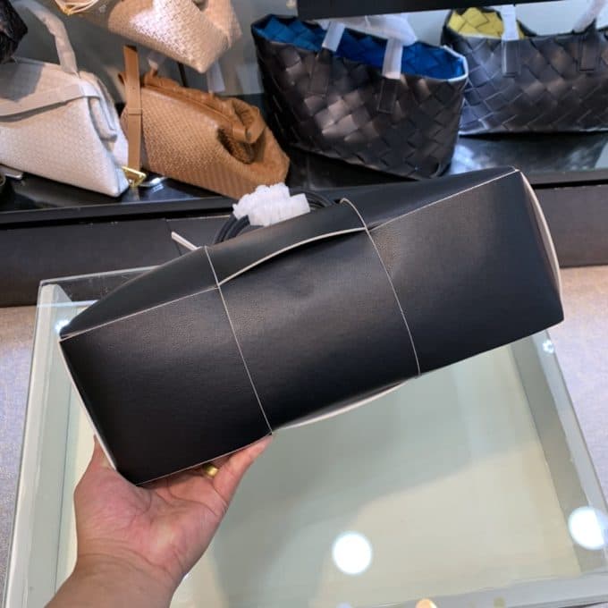 ボッテガヴェネタバッグコピー 大人気2021新品 Bottega Veneta メンズ トートバッグ - 画像 (4)