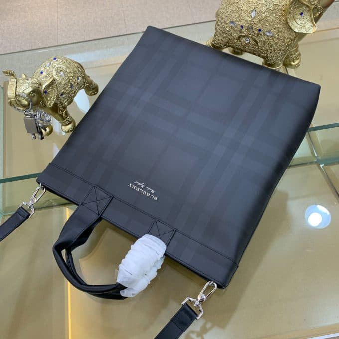 バーバリーバッグコピー 定番人気2021新品 BURBERRY メンズ トートバッグ - 画像 (3)