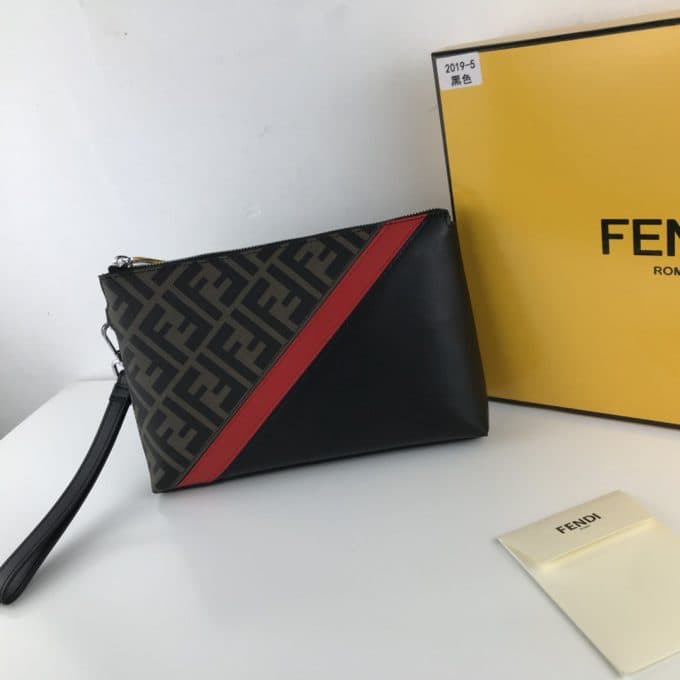 フェンディバッグコピー 2021新品注目度NO.1 FENDI メンズ セカンドバッグ