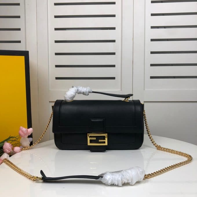 フェンディバッグコピー 定番人気2022新品 FENDI レディース ショルダーバッグ