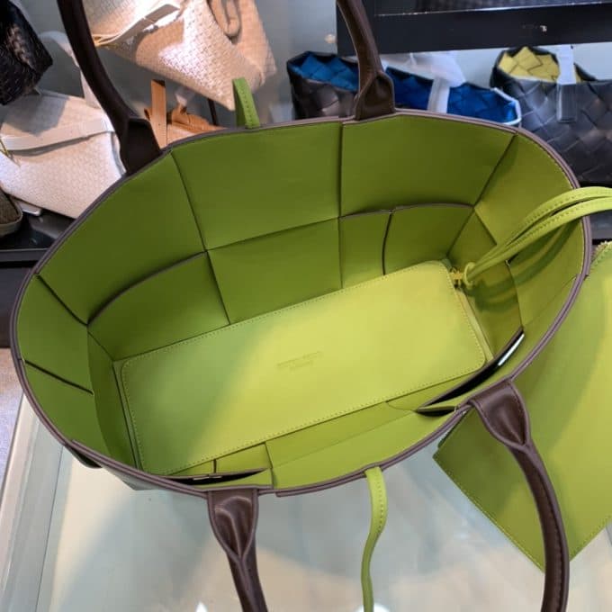 ボッテガヴェネタバッグコピー 定番人気2021新品 Bottega Veneta メンズ トートバッグ - 画像 (6)