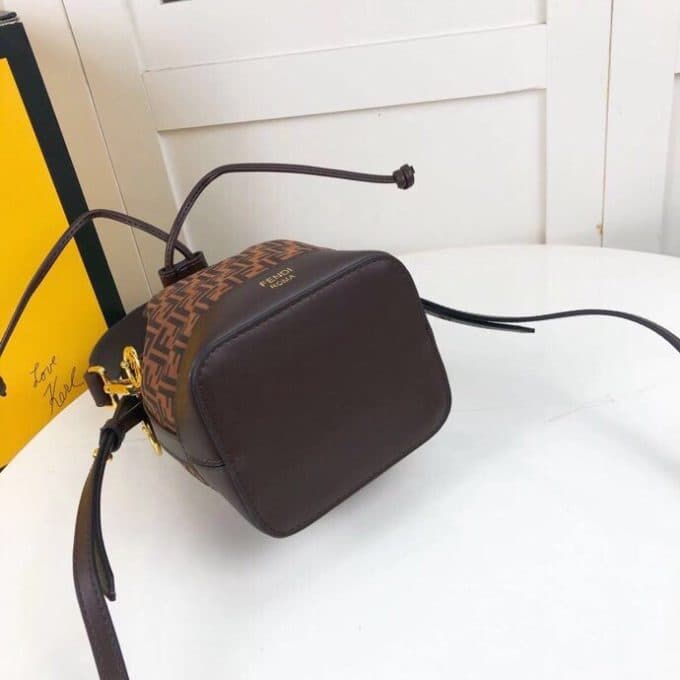 フェンディバッグコピー 2022新品注目度NO.1 FENDI レディース バケツバッグ - 画像 (4)