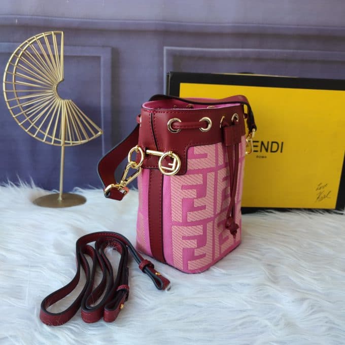フェンディバッグコピー 大人気2022新品 FENDI レディース バケツバッグ - 画像 (5)