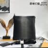 ボッテガヴェネタバッグコピー 2021新品注目度NO.1 Bottega Veneta メンズ ショルダーバッグ